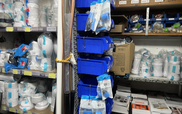 High-quality pan-connectors and plumbing accessories available at Laza Plumbing & Heating Merchants.