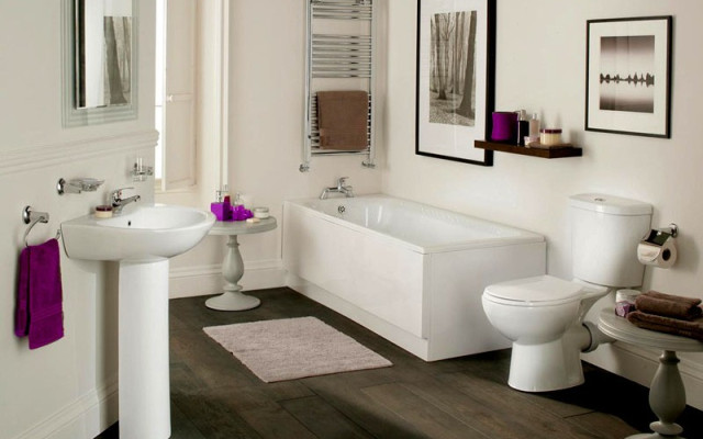 Elegant Bathroom Suite
